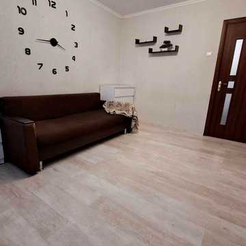 Продам 2 кімнатну квартиру пр Правди  вул Калинова