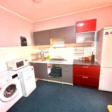 Сдам 2к квартиру в новострое, Сухомлинского (Совхозная) сопаркоместо