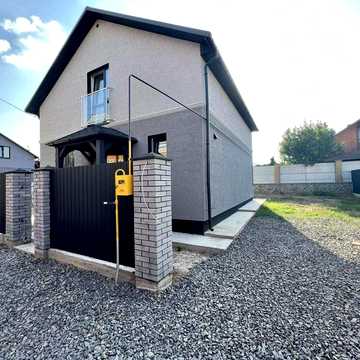 Продам Будинок 110 кв.м., 4 кімнати топова локація