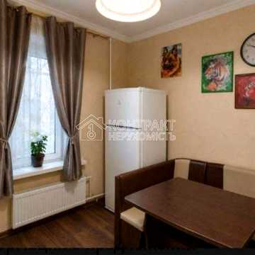 Продам 1-кімнатну квартиру на вул. Селянській