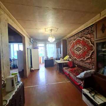 Продам 2 комн на Курчатова/ 128 Бригады Тероборони
