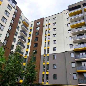 Здана 2кім. квартира біля трц Велес