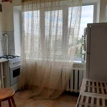 Від власника. Продам однокімнатну на вул.Братиславська