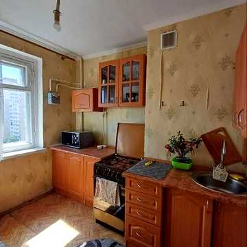 Сдам 3 комнатную квартиру по Высоцкого