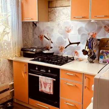 Продам 2 кім.кв. Салтівка, пер. Нескорених та Тракторобудівників