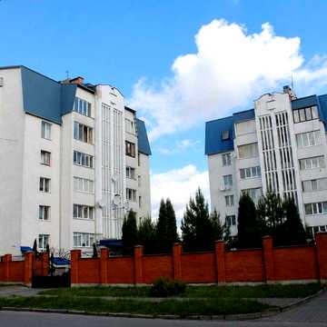 Квартира в центрі Луцька 210кв м
