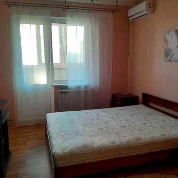 Оренда 2к квартири на вул. Єлизавети Чавдар