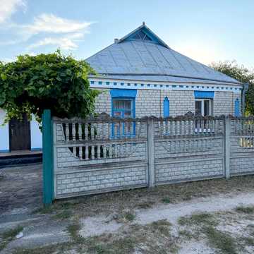 Затишний будинок біля річки та лісу — ваш ідеальний куточок для життя й відпочинку!