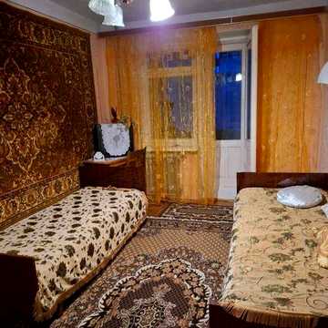 2-кімн., ХОТИНСЬКА (початок)