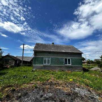 Продаж 3к Дім Бічна Головна