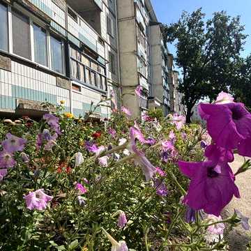 Продам 3-кімнатну квартиру в смт Гончарівське