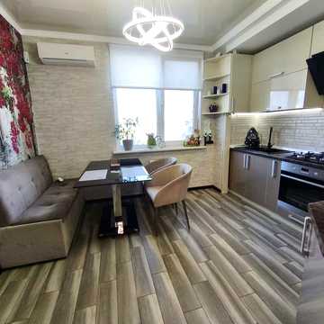 Просторная двухкомнатная квартира. Газ. Низкий этаж. Новый дом.