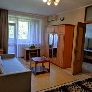 Сталинка на Жуковского