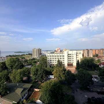 Квартира в центрі з видом на Дніпро