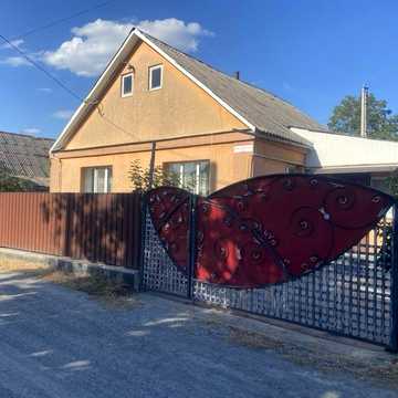 Продаж приватного будинку