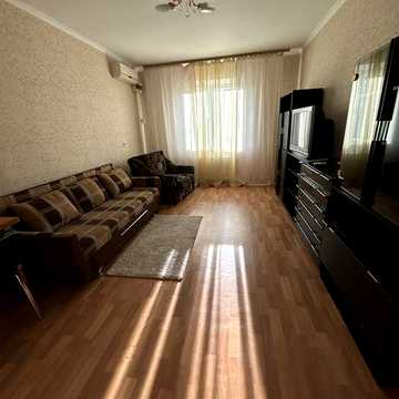 Оренда Радунська 11