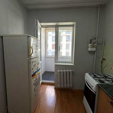 Продам 1 к квартиру з газом по вулиці Рильського