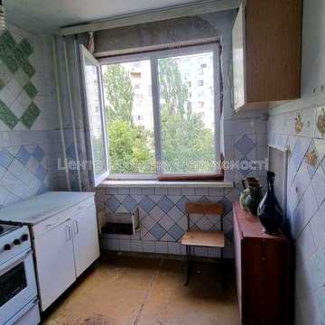 Продаж 3-кімнатної квартири на Олексіївці, проспект Перемоги, 72Г