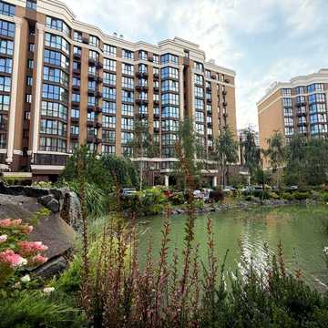 Продається 1 - кімнатна квартира з терасою ЖК Sofia Residence