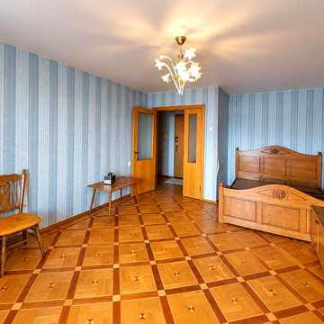 Продажа 1 комн.квартиры улучшеной планировки в кирпичном доме