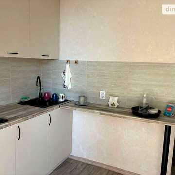 Продаж 1к Квартира Космонавтів вулиця