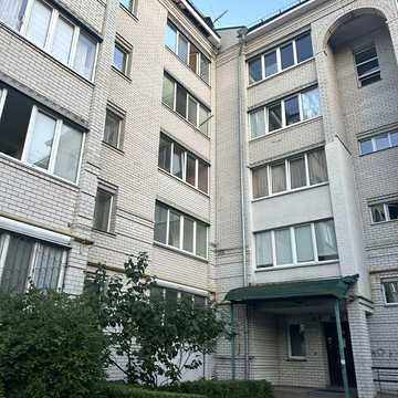 Терміново! Працюємо з державними програмами! Чубинське Продаю 1-кімнатну квартиру 1й поверх Погребняка 14 площа 45,3м2 Газ  46000$