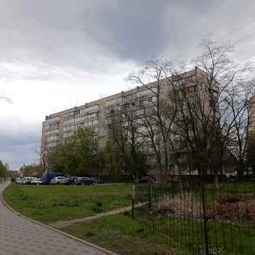 продам 3х кімнатну вкартиру Окружна дорога 1