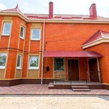 Продаж частини 2 поверхового будинку 360 м2 7 сот з окремим двором. Цегла. Нові Санжари №21511
