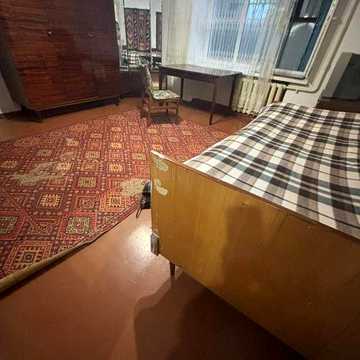 Здаю велику 1 кімнатну квартиру