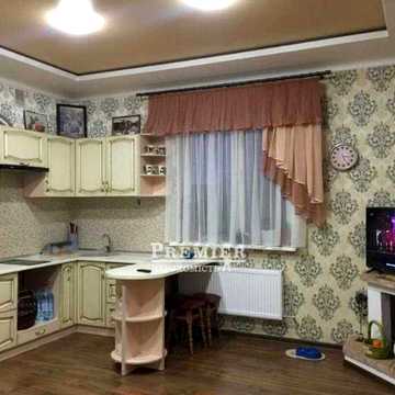 Продам гарний будинок с.Латівка