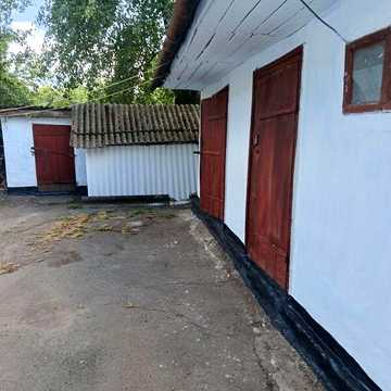 Продаж 3к Дім Центральна