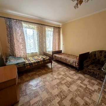 Продаж 1-кімнатної квартири в центрі Дрогобича, вул. Святого Юра