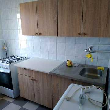 Оренда затишної 2-кімнатної квартири з хорошим косметичним ремонтом!
