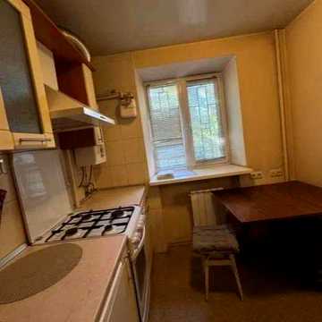 Продам 3комн.квартиру Аэрокосмический проспект. метро Левада.сертификат