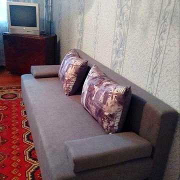 Сдам 1 к квартиру рядом Индустриальная