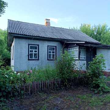 Будинок в селі Канівщина