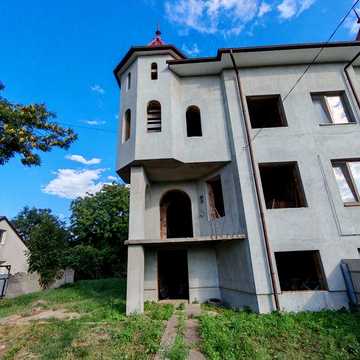 Продається пів будинку по вул Я. Мудрого