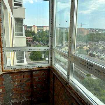 21994 Продаж 1к квартири у на Виставці - в районі 1го автовокзалу