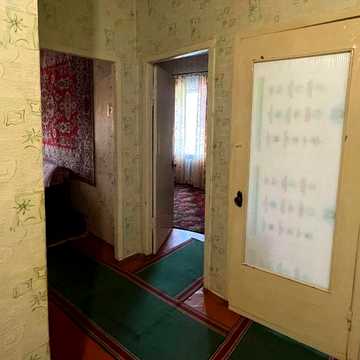 продам 2-х кімн. квартиру по вул.Героїв Полку Азов