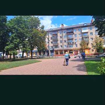 Продам 1-комнатную квартиру 37 м² в самом центре (р-н отеля «Украина» / пр. Мира)