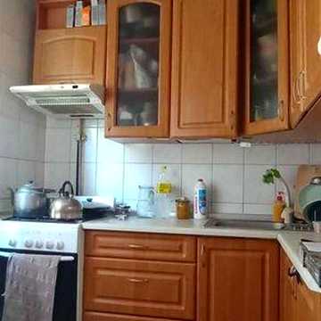 Продам 3 к. квартиру пр. Тракторостроителей 162
