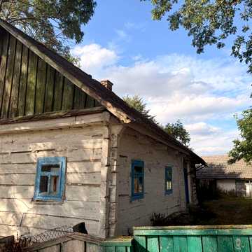 Продаж будинку у сільській місцевості