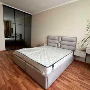 Сучасна та простора квартира