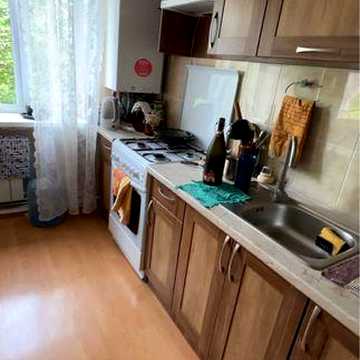 Продам 3-ох кімнатну квартиру в центрі Косова