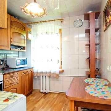 сдам  квартиру студентке до лета на французском бульваре  22а