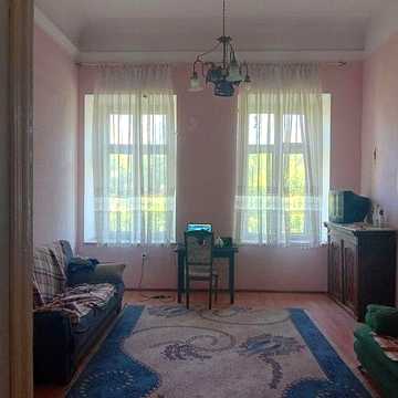 Продам простору квартиру в Історичному центрі