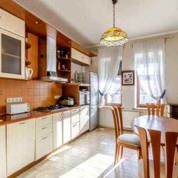 Продаж 3-кімн. квартири в центрі м. Києва
