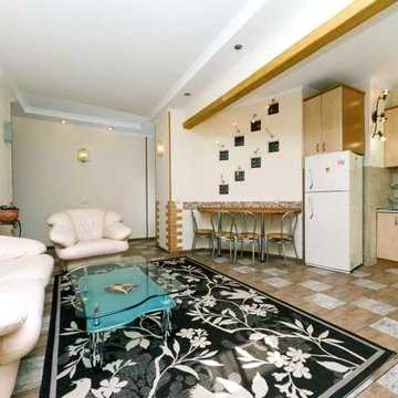 Без комісії! Власник Продам 3кімн кв. Центр 68 Чикаленка 2-4/7 ЖК Євгена Чикаленка 2-4/7