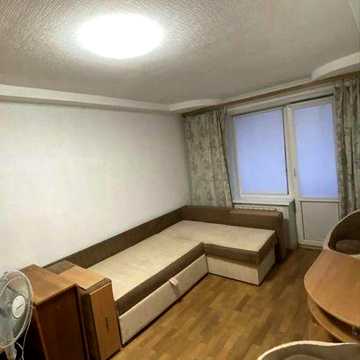 1 км.квартира , вул. Симиренка 7Б