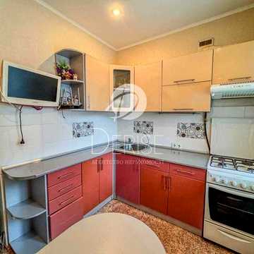#14684 Київ Назарівская вул. (Ветрова), 7 Центр Ботанічний сад метро Університет метро Укрїнських Героїв Київ Шевченківський р-н